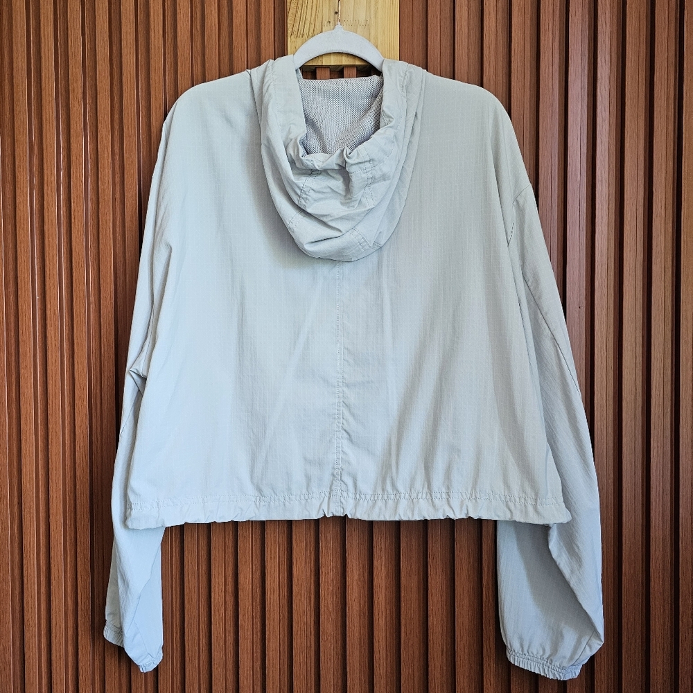 Fabletics Ripstop Cropped Cargo Jacket - Picture 5 of 10